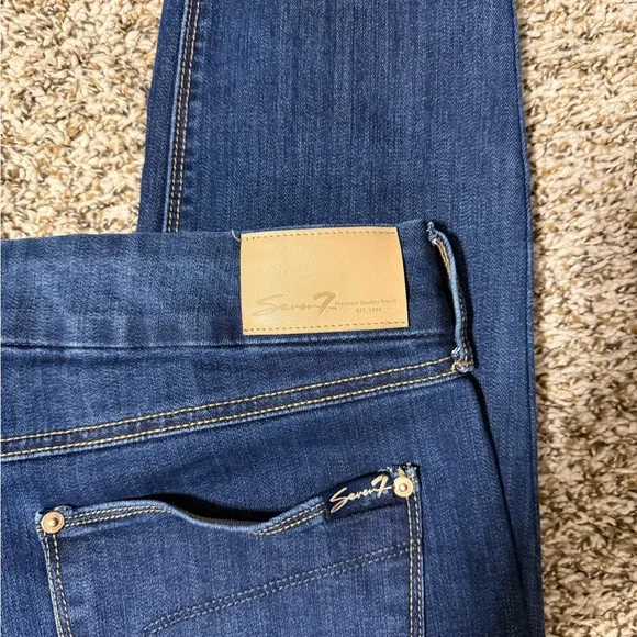 Seven7 Skinny Jeans - Picture 2 of 4